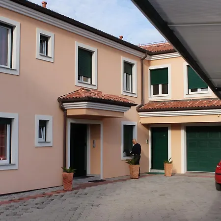 - Diklo 5774b Apartment Zadar