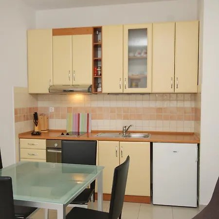 - Diklo 5774b